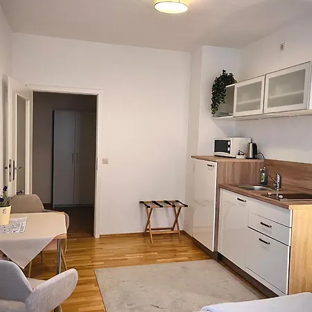 Tokus Apartment