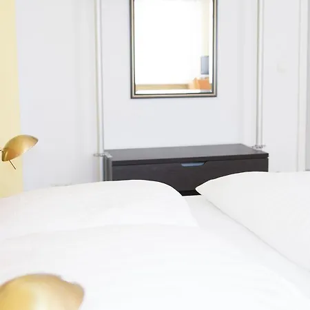 Tokus Apartment *